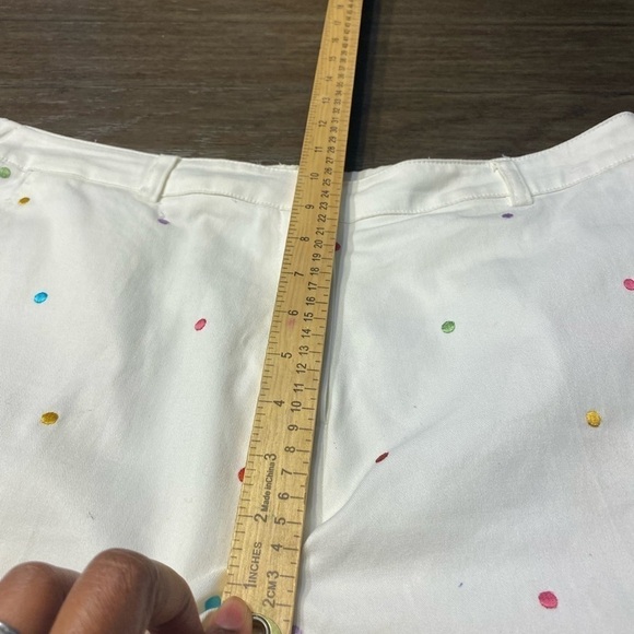 Women’s Colorful Textured Polkadot White Capri Pants by RL Richard Size 14. - Picture 8 of 10